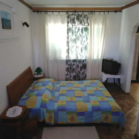 Ina Apartment Funtana Exterior photo